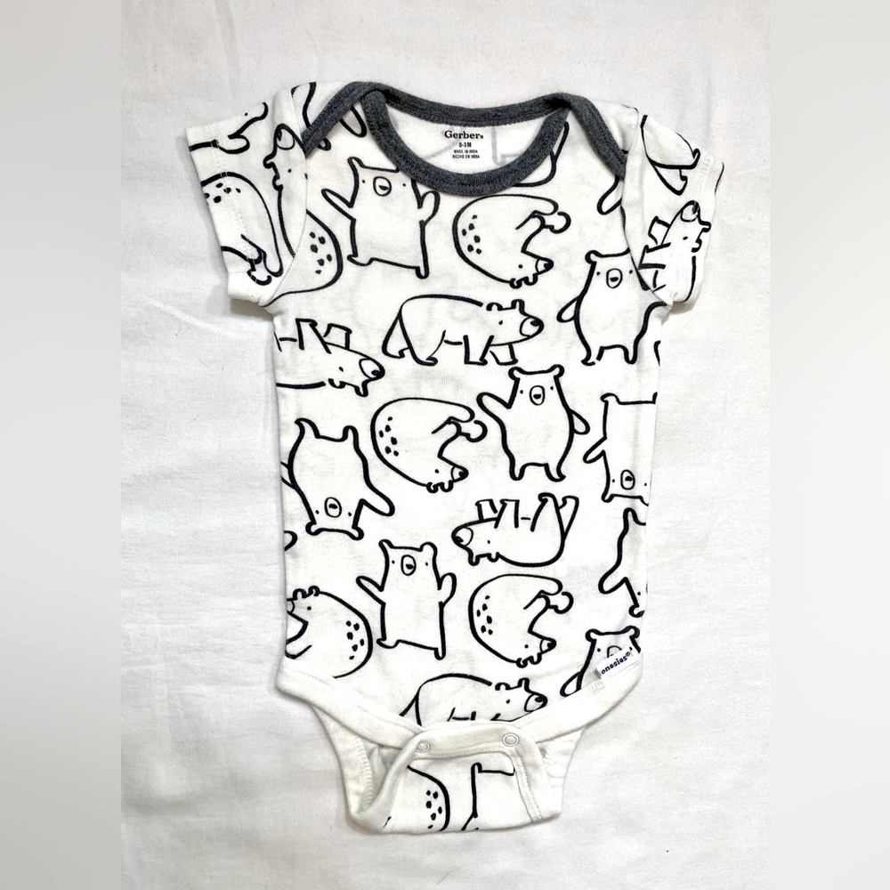 Gerber 0-3 month onesies. White Cotton with black outlined bears. Short sleeve